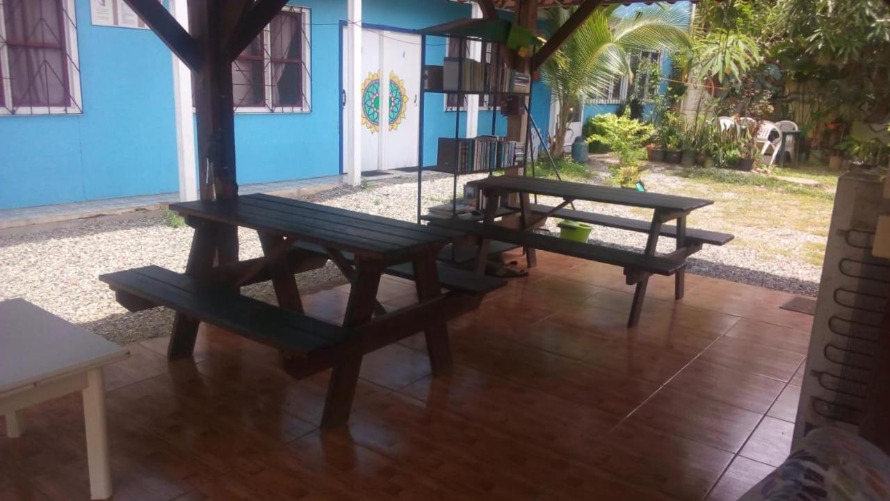 Hotel One Love Puerto Viejo Puerto Viejo de Talamanca Esterno foto